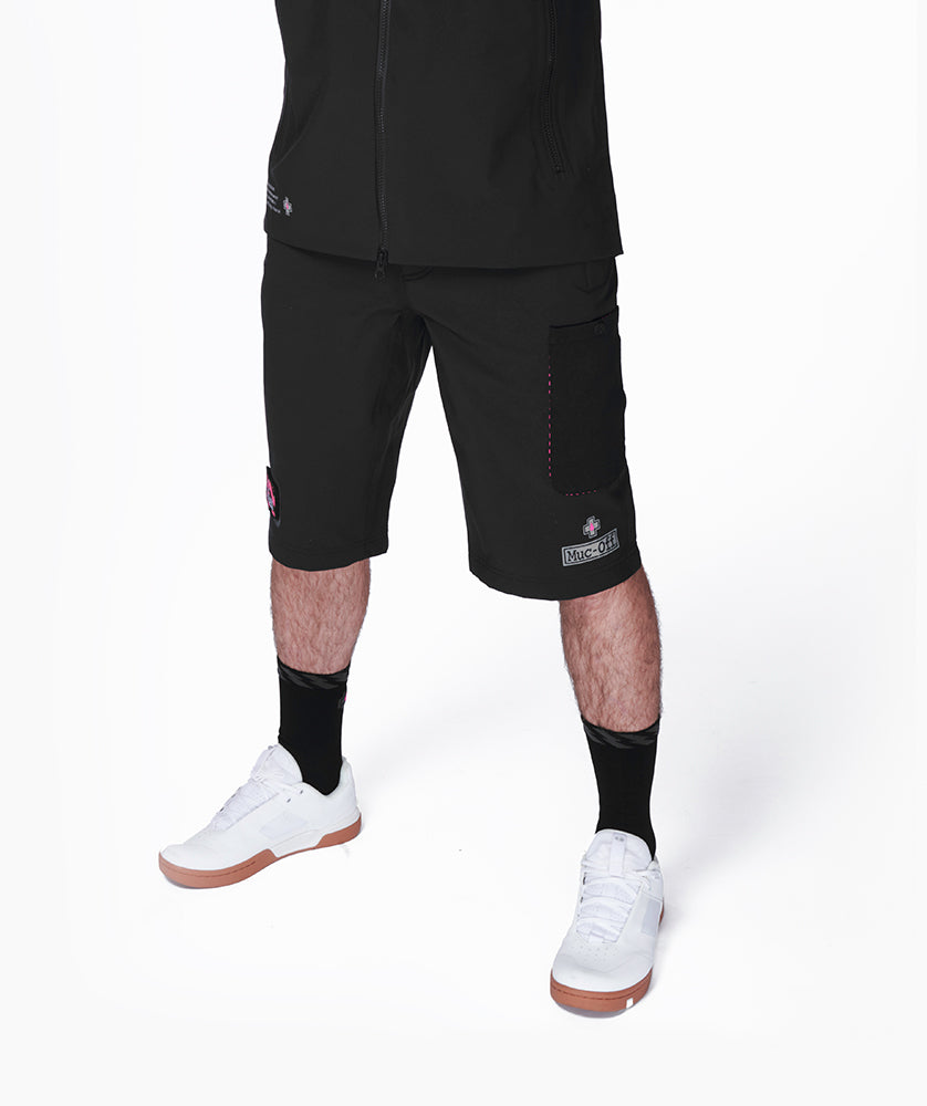 Bermuda Biker Outfit Con Short Ciclista Bermuda Ciclista Preto