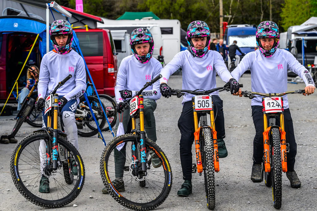 MUC-OFF YOUNG GUNS
