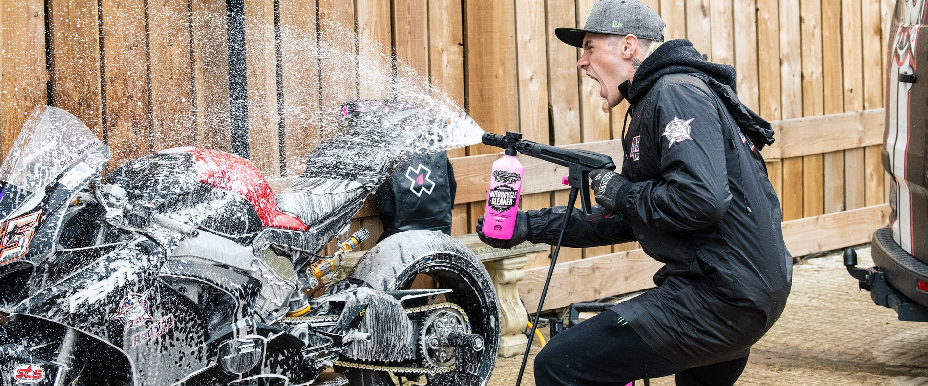 Pressure Washer Motorcycle Bundle | Motorbike Pressure Washer | Muc-Off EU Pressure Washer Motorcycle Bundle | Motorbike Pressure Washer | Muc-Off EU