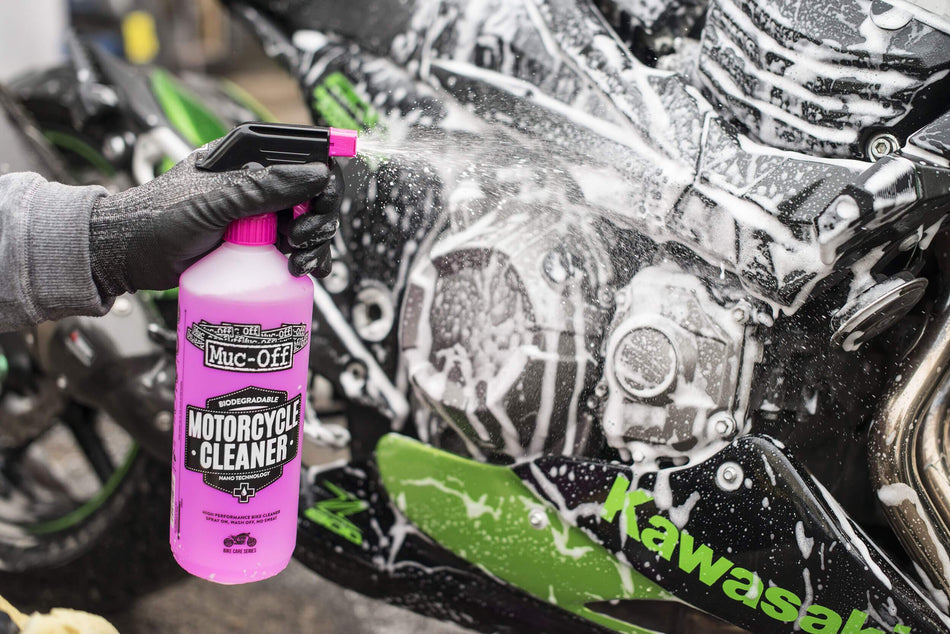 Nano Tech Motorrad Reiniger 1L + 1L Konzentrat Nachfüllpackung Motorrad Reinigen MucOff EU